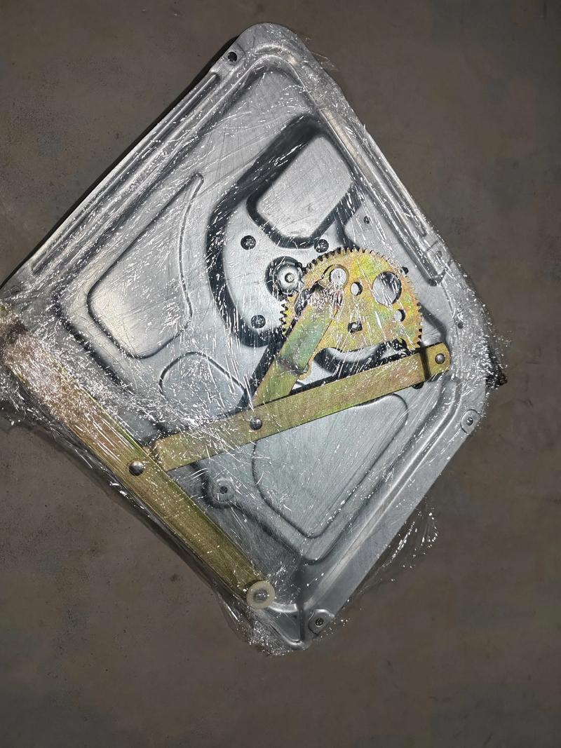 在当今这个数字化时代，人工智能已经深入到我们生活的方方面面。从智能手机上的语音助手，到自动驾驶汽车，再到医疗诊断系统，AI的应用无处不在。那么，这些技术究竟如何改变我们的生活？让我们通过几个具体案例来一探究竟。
